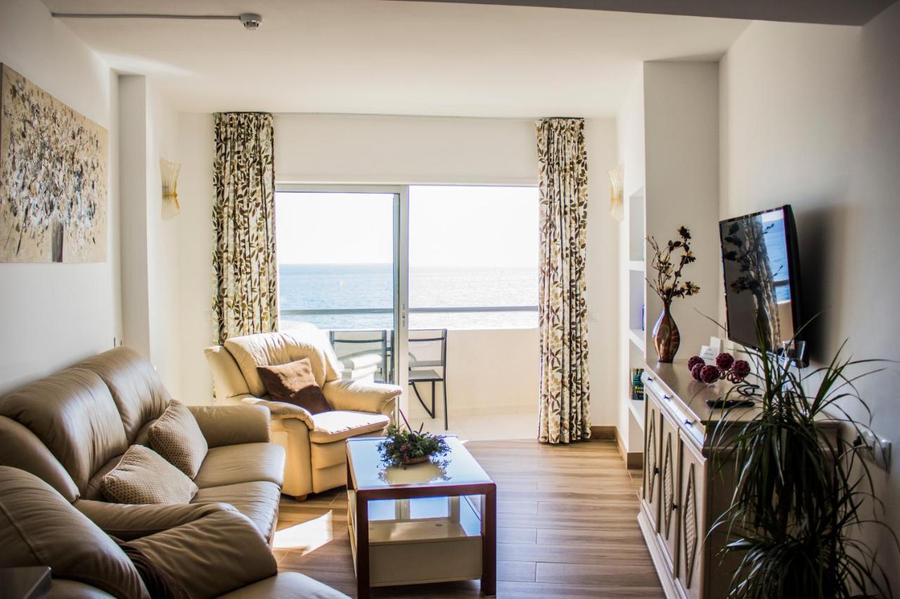 Beachfront Apartment In Fuengirola With Sea Views Ngoại thất bức ảnh